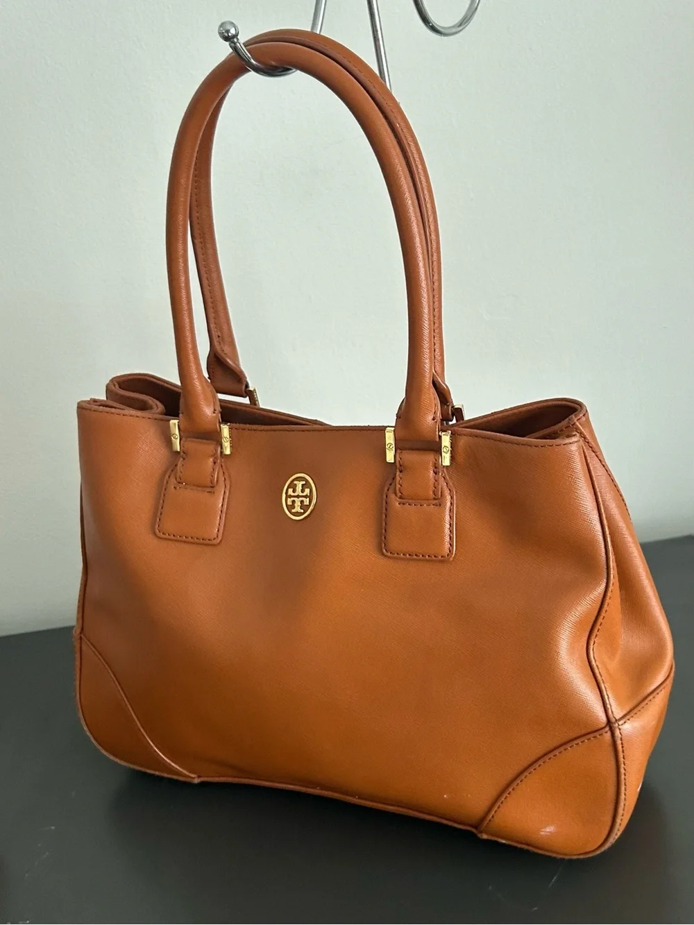 Tory Burch Robinson Cognac Saffiano Leather Tote Shoulder Bag Work tote